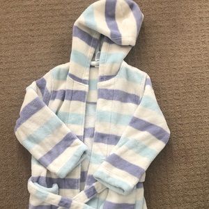 Nordstrom kids robe size 7/8